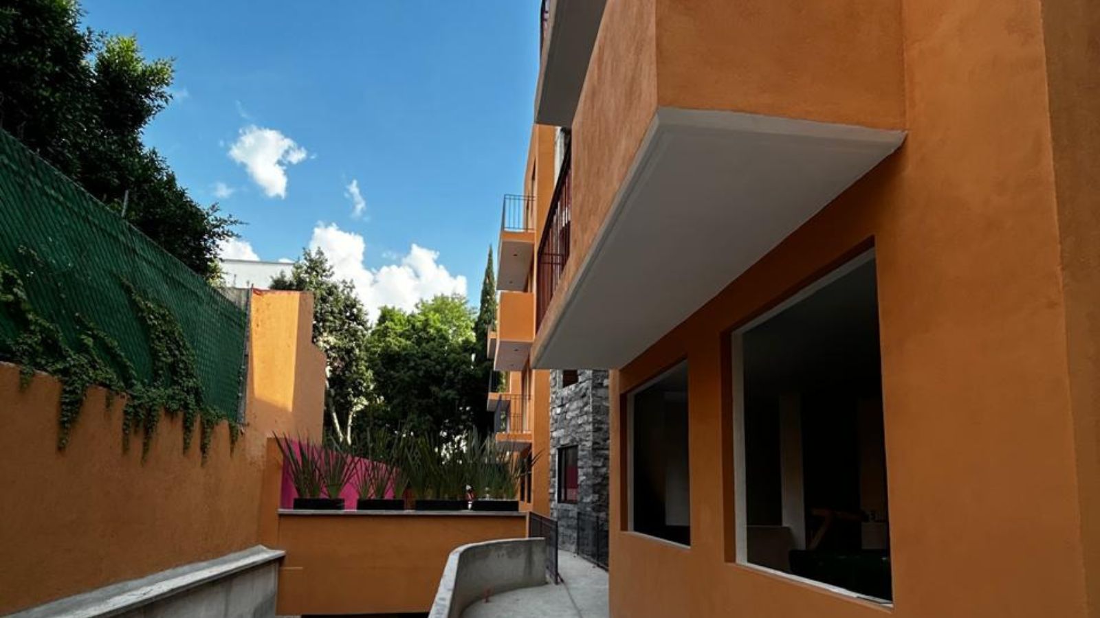 cuánto aumenta de valor un departamento al año